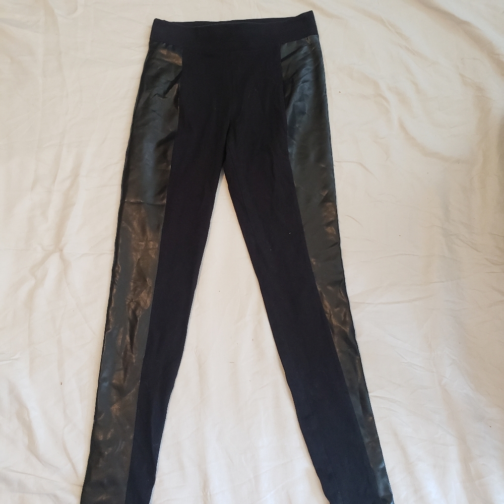 Old Navy Womens Black Pants/ Leggings w/ Faux Leather Panels Small